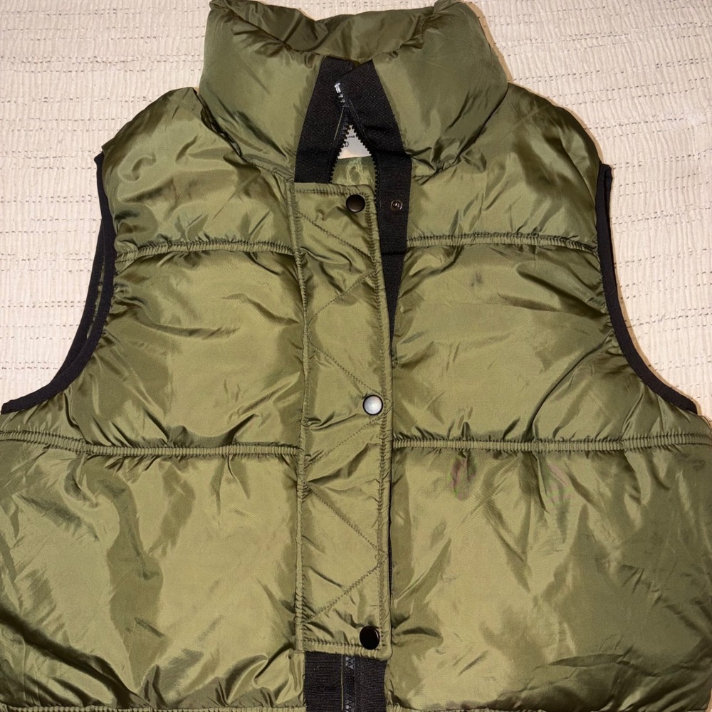 Ci Sono Womens Olive Green Padded Puffer Vest Wind Resistant Size XL NYV1137